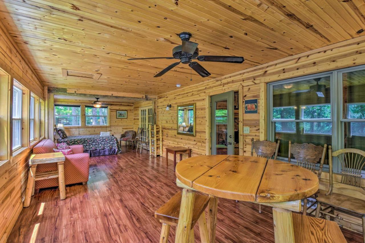 The Georgia Peach Cabin 8 Mi To Dwntn Helen Clarkesville Exteriér fotografie