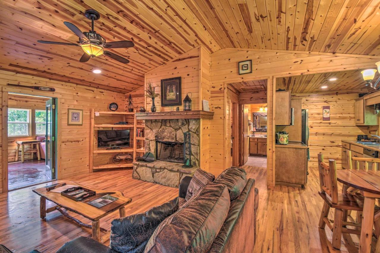 The Georgia Peach Cabin 8 Mi To Dwntn Helen Clarkesville Exteriér fotografie